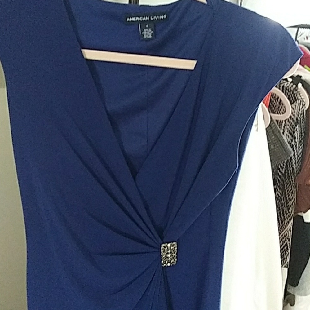 Dress - Picture 3 of 3